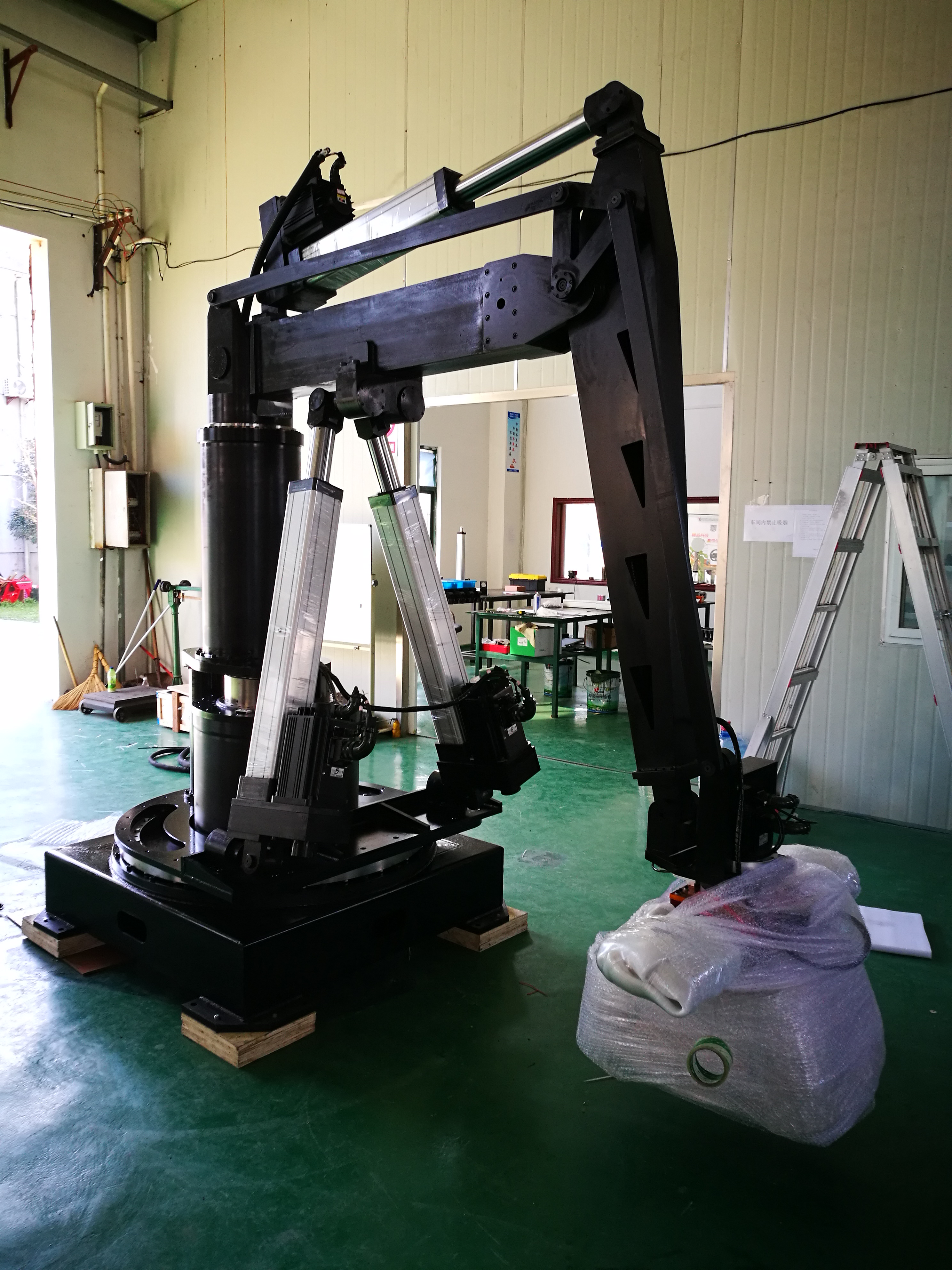 碼垛機(jī)械手 電動缸機(jī)器人 多自由度平臺 機(jī)械手研究